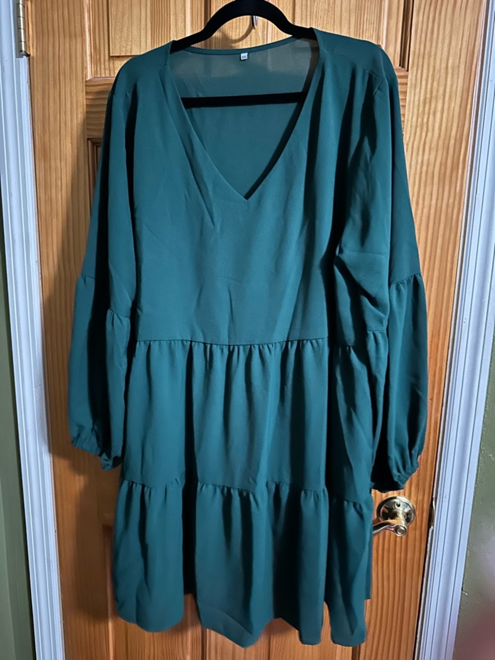 V-Neck Tiered Long Sleeve Dress in Green